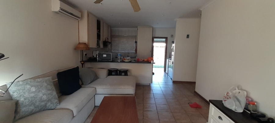 To Let 2 Bedroom Property for Rent in Flamwood North West